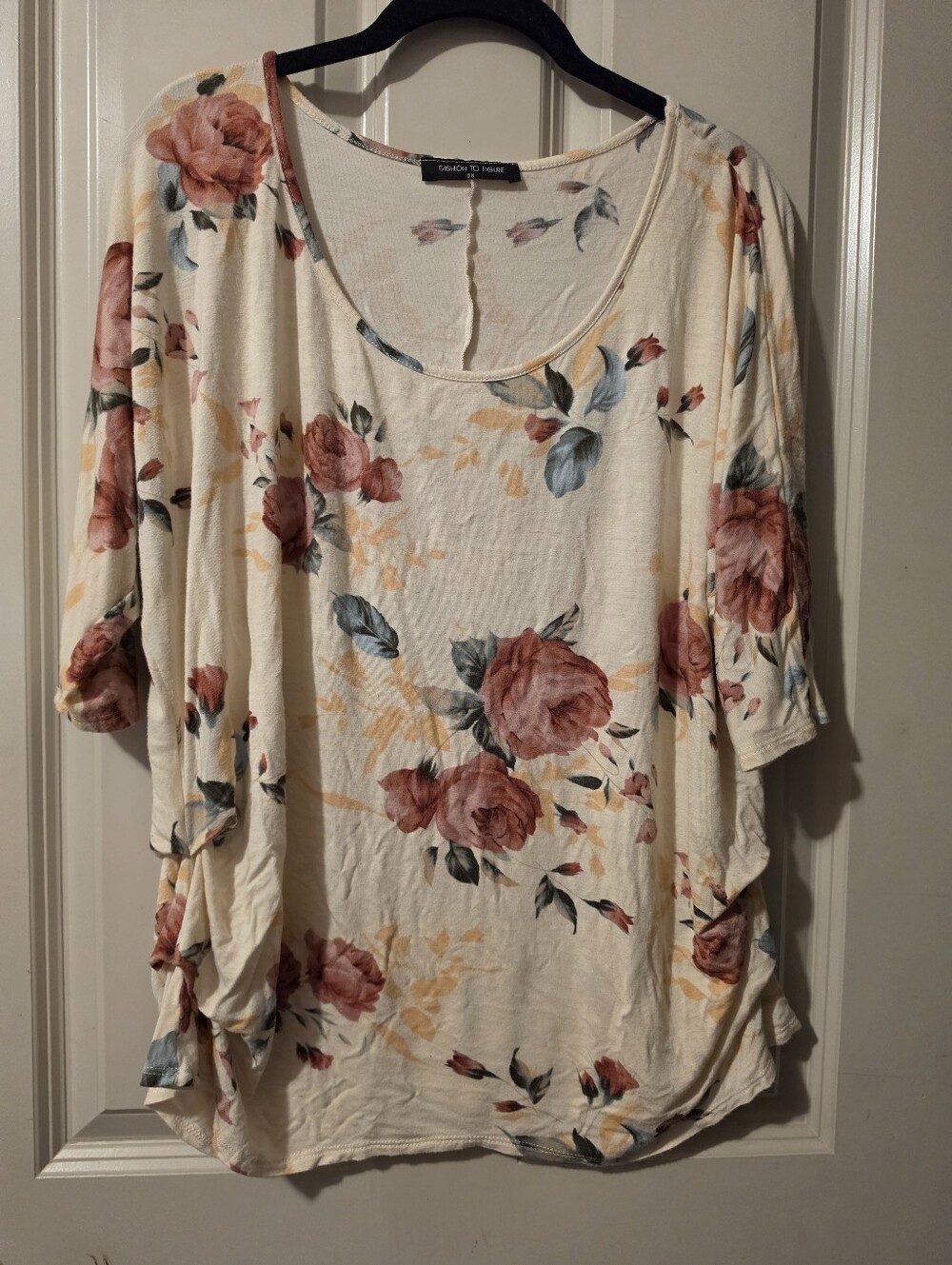 Fashion to Figure Cream Floral Scoop Neck Tunic with Rose Print 3x